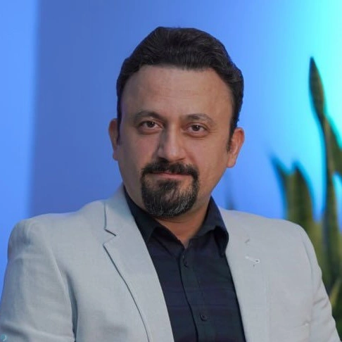 Dr. Hadi Kherm