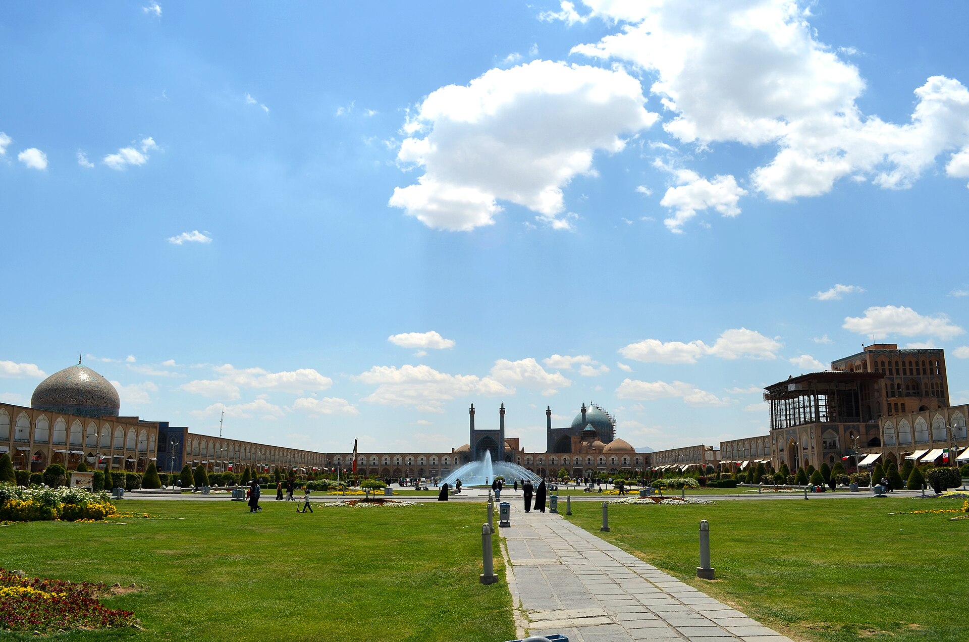 Naqsh-e Jahan Square